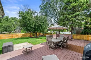 2265 Woodland Cir, Naperville, IL 60565 - Photo 23