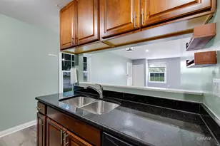 518 Darlene Ln, Glendale Heights, IL 60139 - Photo 11