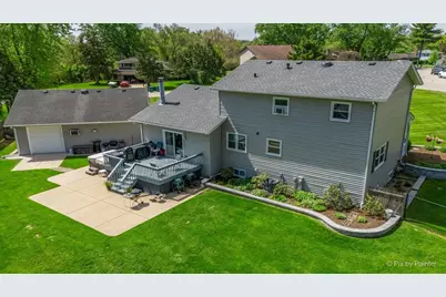37W150 Olwin Drive, Elgin, IL 60124 - Photo 9