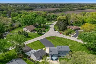 37W150 Olwin Dr, Elgin, IL 60124 - Photo 13