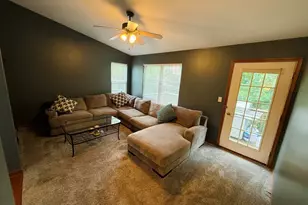 1303 Brookdale Dr, Carpentersville, IL 60110 - Photo 7
