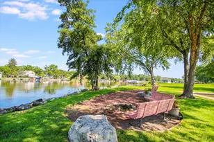 135 Harbor Dr, Lake Barrington, IL 60010 - Photo 43