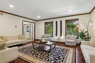 816 Bonnie Brae Ln, Bolingbrook, IL 60440 - Photo 3