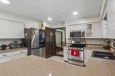 816 Bonnie Brae Lane, Bolingbrook, IL 60440 - Photo 17