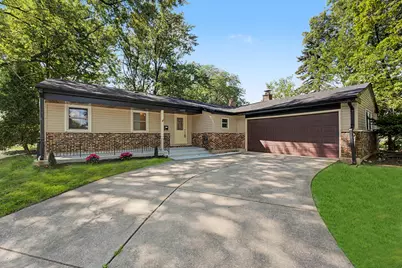 1704 S Highland Avenue, Arlington Heights, IL 60005 - Photo 1