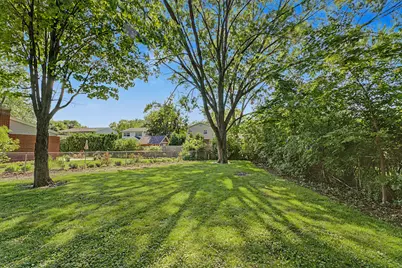 1704 S Highland Avenue, Arlington Heights, IL 60005 - Photo 25