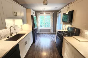 1522 Commodore Ct, Schaumburg, IL 60193 - Photo 5