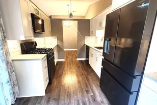 1522 Commodore Ct, Schaumburg, IL 60193 - Photo 9