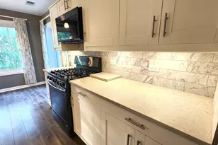 1522 Commodore Ct, Schaumburg, IL 60193 - Photo 7