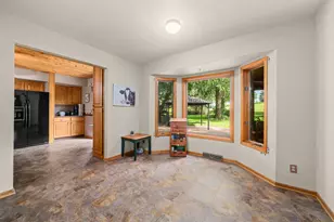 8411 N Killbuck Rd, Monroe Center, IL 61052 - Photo 9