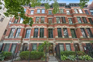 317 W Webster Ave, Chicago, IL 60614 - Photo 1