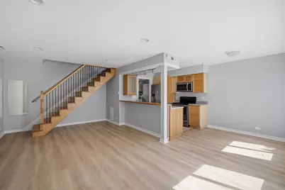 1180 Cove Drive #152B, Prospect Heights, IL 60070 - Photo 3