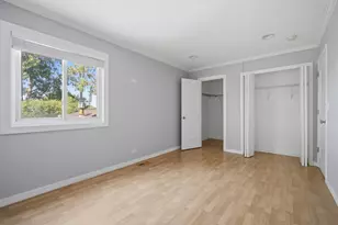 1180 Cove Dr, Prospect Heights, IL 60070 - Photo 11