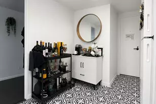175 E Delaware Pl, Chicago, IL 60611 - Photo 3