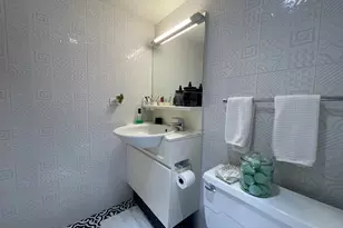 175 E Delaware Pl, Chicago, IL 60611 - Photo 25