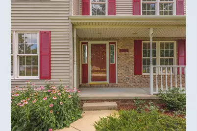 709 Platt Way, Hudson, IL 61748 - Photo 3