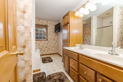 709 Platt Way, Hudson, IL 61748 - Photo 35
