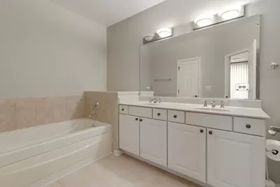 1376 Scarboro Road #1003, Schaumburg, IL 60193 - Photo 17