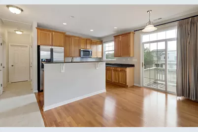 1376 Scarboro Road #1003, Schaumburg, IL 60193 - Photo 9
