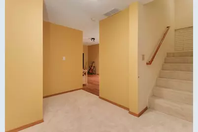 62 Vermont Avenue, Bloomington, IL 61701 - Photo 29