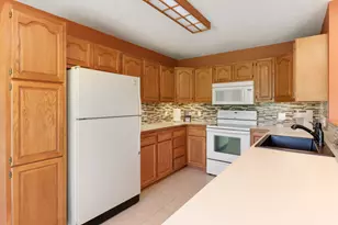 62 Vermont Ave, Bloomington, IL 61701 - Photo 13