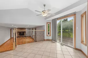 8850 W 98th Pl, Palos Hills, IL 60465 - Photo 9