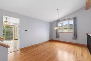 8850 W 98th Pl, Palos Hills, IL 60465 - Photo 11