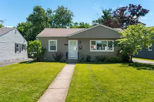 831 S Wisconsin Ave, Villa Park, IL 60181 - Photo 1