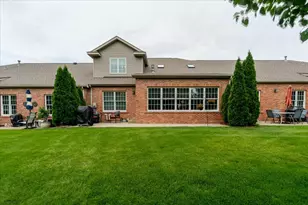 25 Arbor Ct, Bloomington, IL 61704 - Photo 45