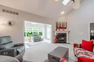 25 Arbor Ct, Bloomington, IL 61704 - Photo 15