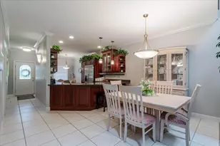 25 Arbor Ct, Bloomington, IL 61704 - Photo 11