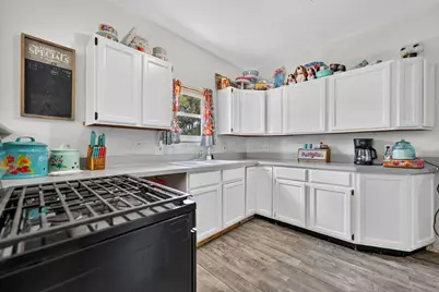 630 Fairview Avenue, South Beloit, IL 61080 - Photo 15