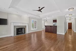 107 S Grant St, Hinsdale, IL 60521 - Photo 11