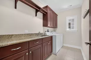 107 S Grant St, Hinsdale, IL 60521 - Photo 17