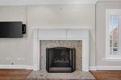 107 S Grant Street #102, Hinsdale, IL 60521 - Photo 13