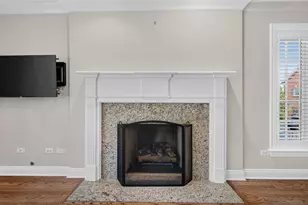 107 S Grant St, Hinsdale, IL 60521 - Photo 13