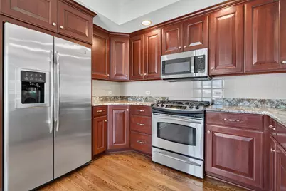 107 S Grant Street #102, Hinsdale, IL 60521 - Photo 5
