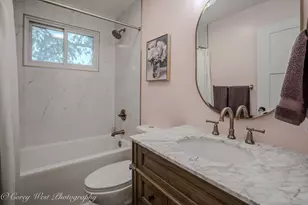 398 W St Charles Rd, Elmhurst, IL 60126 - Photo 15