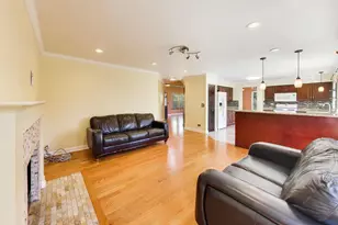 1022 Wrens Gate, Mundelein, IL 60060 - Photo 15