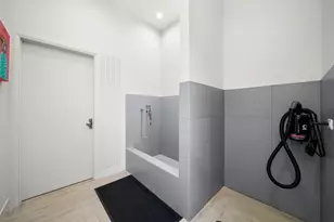 4250 W Belmont Ave, Chicago, IL 60641 - Photo 27