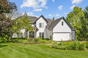 3N828 Meadowridge Cir, Saint Charles, IL 60175 - Photo 1