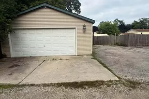 1222 Park Ave, Winthrop Harbor, IL 60096 - Photo 9
