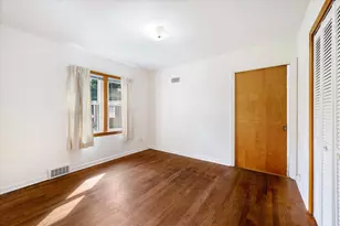 429 S Stratford Ave, Elmhurst, IL 60126 - Photo 19