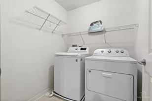 425 Benjamin Dr, Vernon Hills, IL 60061 - Photo 15