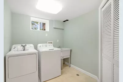 1814 Hazelwood Drive, Lindenhurst, IL 60046 - Photo 17