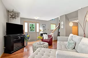 783 Manor Rd, Crystal Lake, IL 60014 - Photo 11