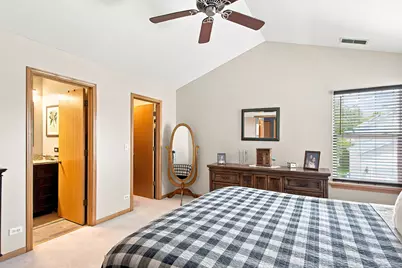 783 Manor Road, Crystal Lake, IL 60014 - Photo 23