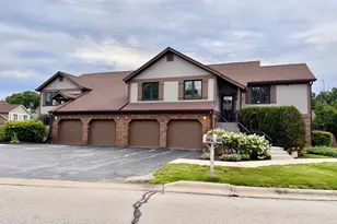 7822 W Arquilla Dr, Palos Heights, IL 60463 - Photo 3
