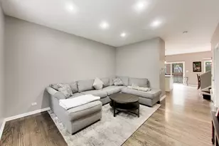202 Willow Blvd, Willow Springs, IL 60480 - Photo 5