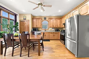 1615 Nicholson St, Crest Hill, IL 60403 - Photo 7